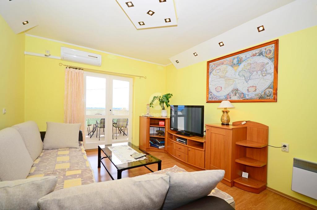 Apartments Marija Mundanije Екстериор снимка