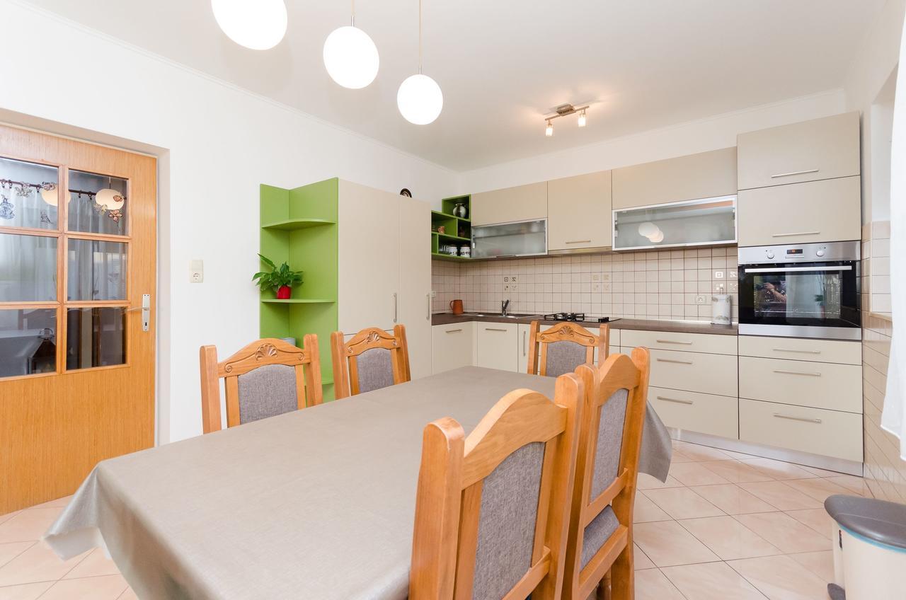 Apartments Marija Mundanije Екстериор снимка